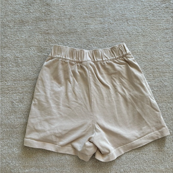Cream Cloth Nike Shorts - Size XS - Picture 4 of 4